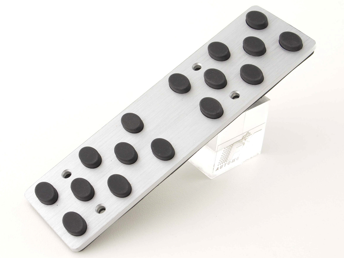 FK Alupedale Pedale Set 3-teilig Mercedes Benz C-/E-/S-Klasse Pedalcover Autopedale Gumminoppen – Bild 4