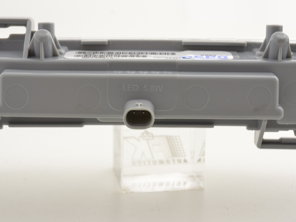 Verschleißteile Frontblinker LED links Mercedes C-Klasse 204 12-13 – Bild 7