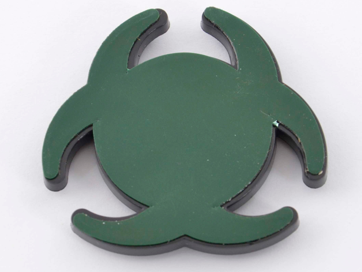 Aufkleber Chrom 3D Car Logo Motiv Radioactiv 52×52 mm chrom