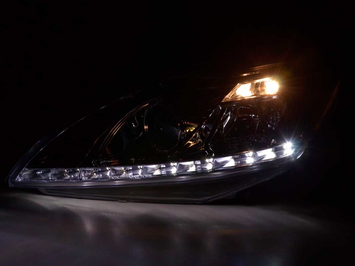 Scheinwerfer Set Daylight LED TFL-Optik Ford Focus 3/5-trg.  08-10 chrom – Bild 3
