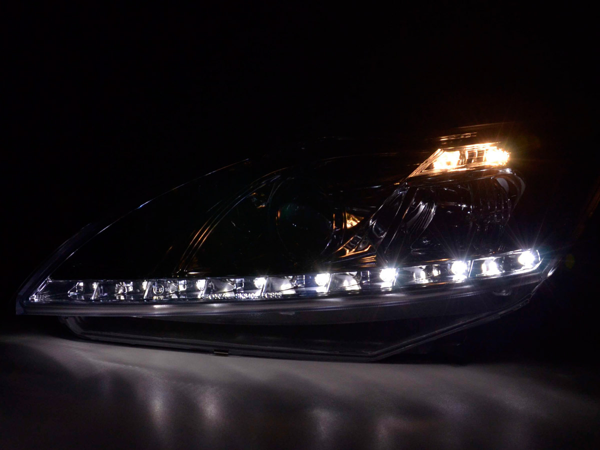Scheinwerfer Set Daylight LED TFL-Optik Ford Focus 3/5-trg.  08- chrom – Bild 4