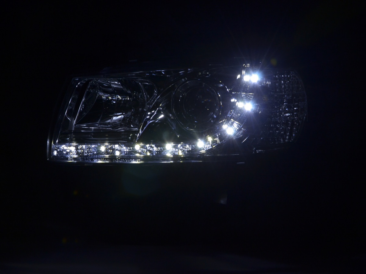 Scheinwerfer Set Daylight LED TFL-Optik VW Bus Typ T4  96-03 chrom für Rechtslenker – Bild 2