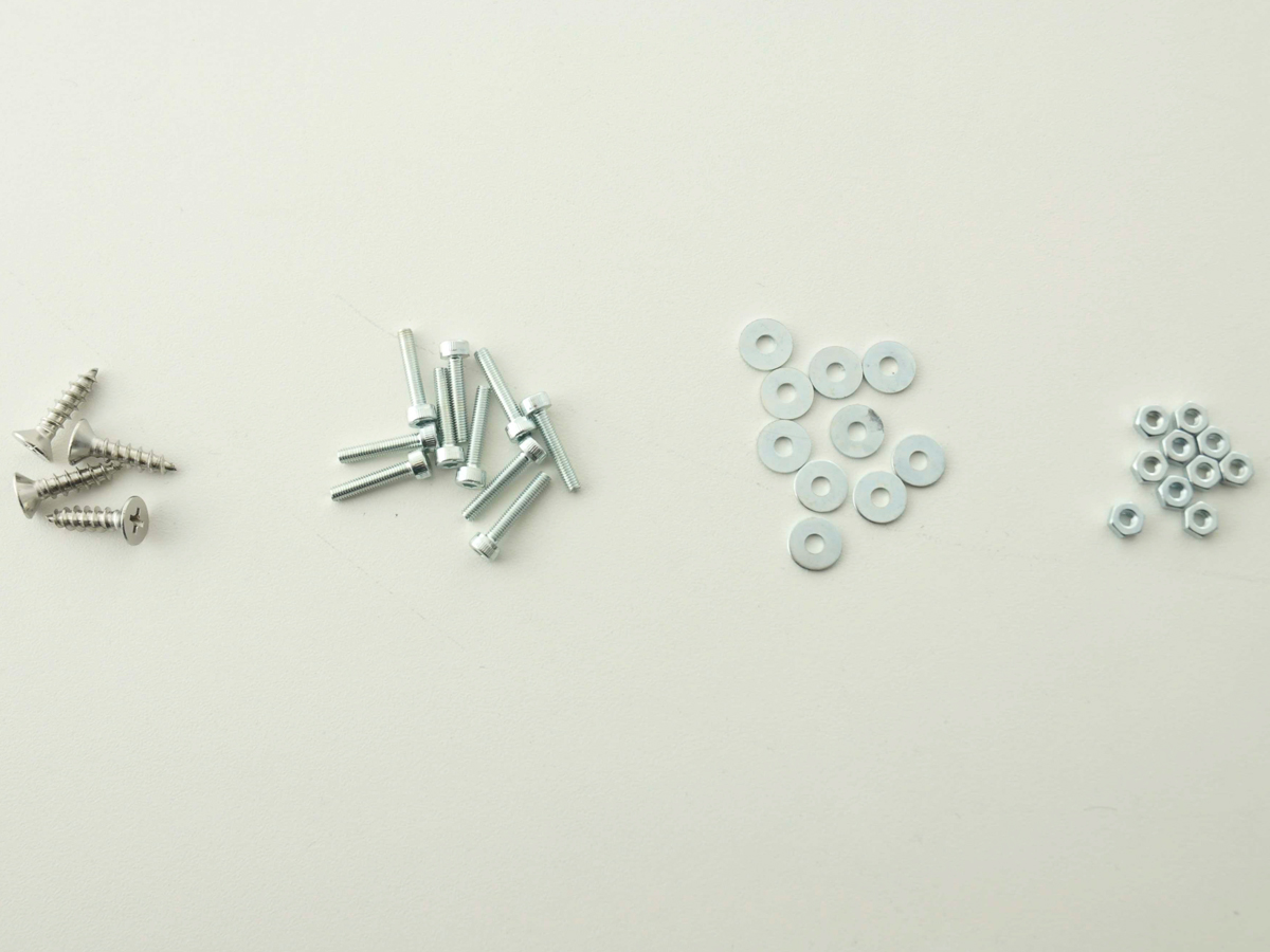 FK Alupedale Pedale Set 4-teilig BMW 5er, 6er Pedalcover Autopedale Gumminoppen – Bild 5