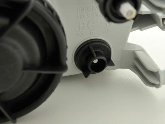 Verschleißteile Scheinwerfer rechts Mitsubishi Carisma (Typ DA0) 95-99 – Bild 7