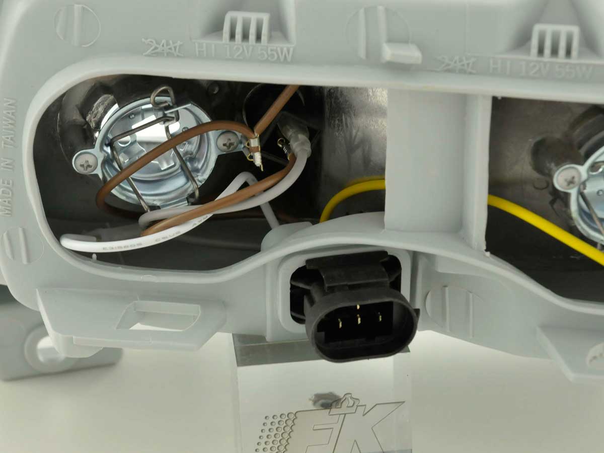 Verschleißteile Scheinwerfer rechts Renault Laguna 94-98 – Bild 6