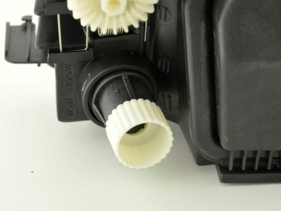 Verschleißteile Scheinwerfer links VW Polo Classic (Typ 6KV) 00-01 – Bild 6