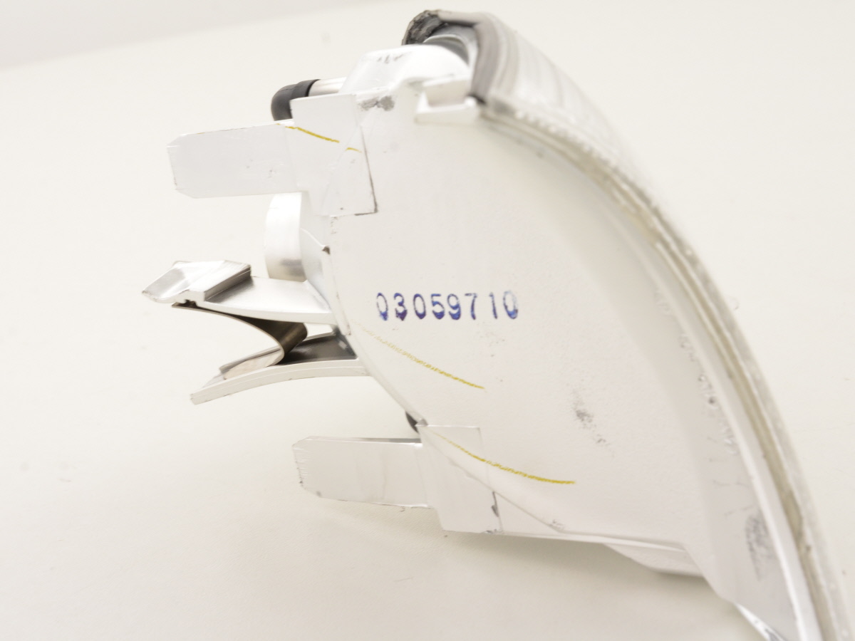 Verschleißteile Frontblinker links BMW M3 F80) Coupe/Cabrio 99-01 – Bild 4