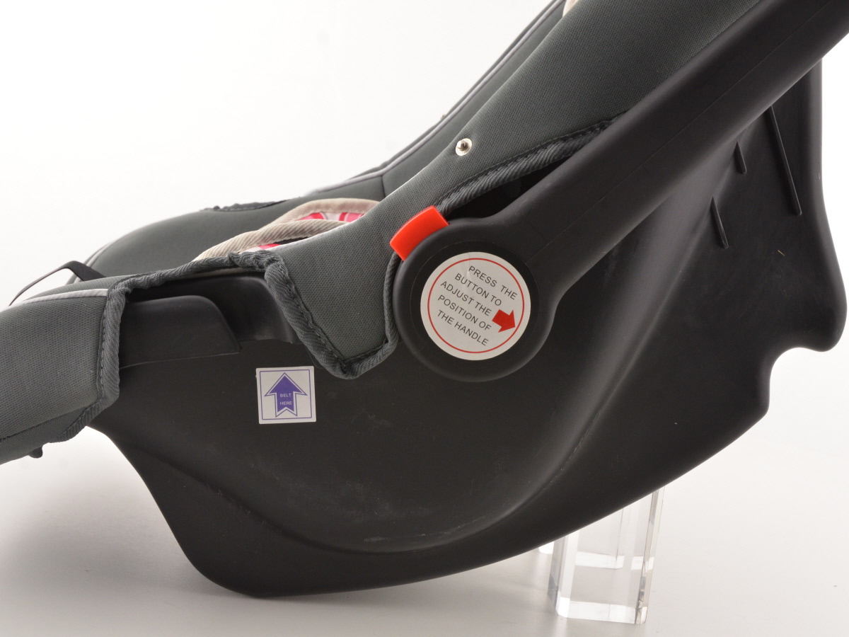 Kinderautositz Babyschale Autositz schwarz/weiß/pink Gruppe 0+, 0-13 kg – Bild 6