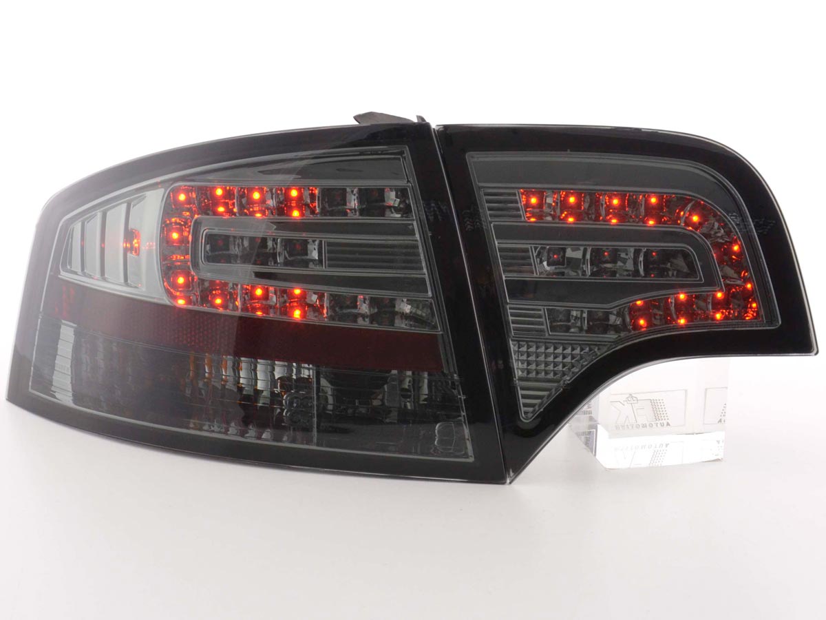 LED Rückleuchten Set Audi A4 Limousine Typ 8E  04-07 schwarz