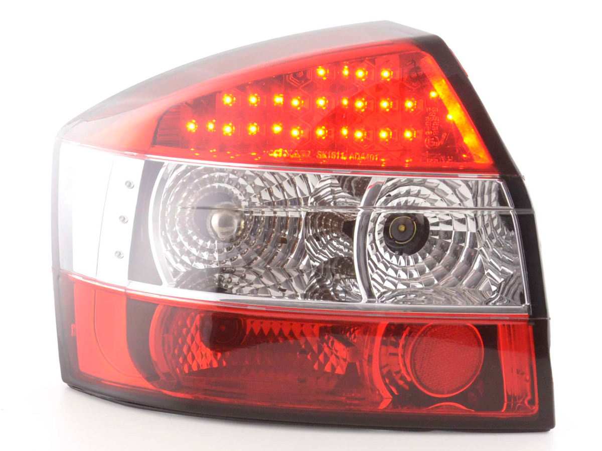 LED Rückleuchten Set Audi A4 Limousine Typ 8E  01-04 klar/rot