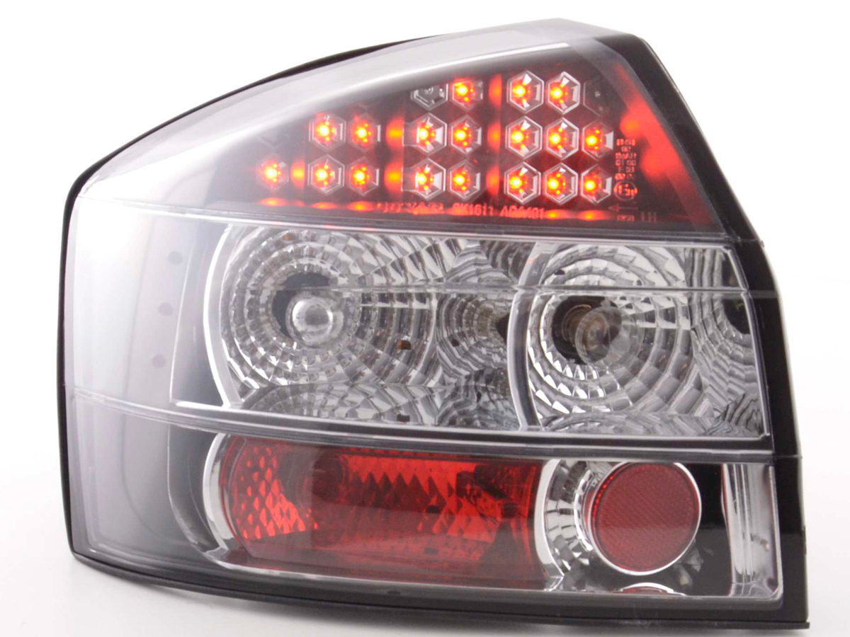LED Rückleuchten Set Audi A4 Limousine Typ 8E  01-04 schwarz