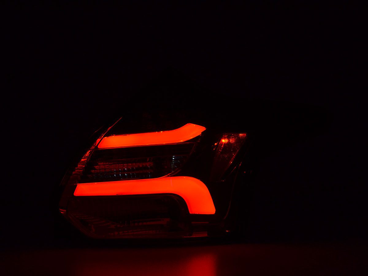 LED Rückleuchten Set Ford Focus 3 Schrägheck  11-14 rot/klar – Bild 2