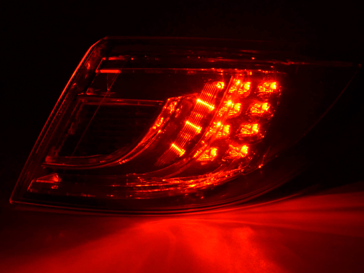 Verschleißteile Rückleuchte rechts Mazda 6 Limo Typ GH 08-10 klar – Bild 5