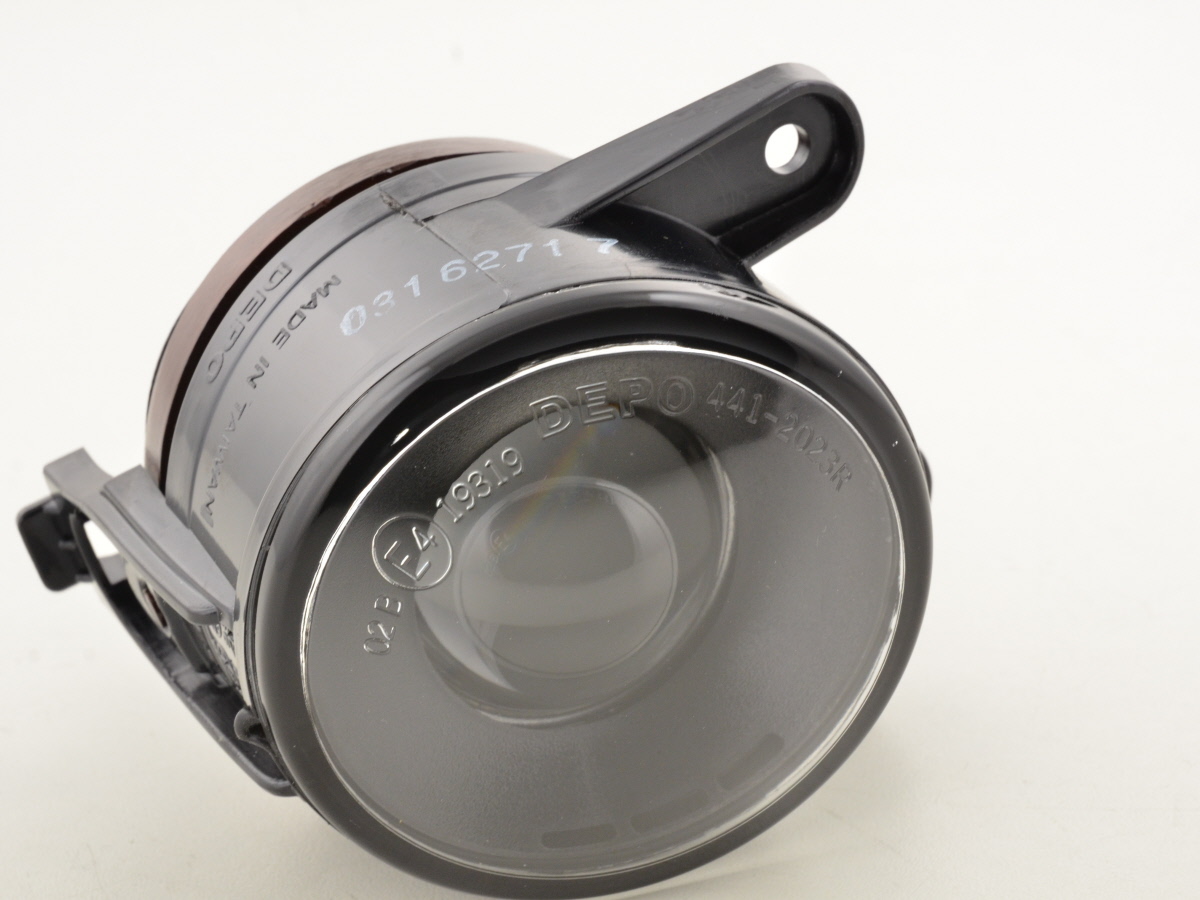 Verschleißteile Nebelscheinwerfer rechts VW Golf 5 03 – Bild 7