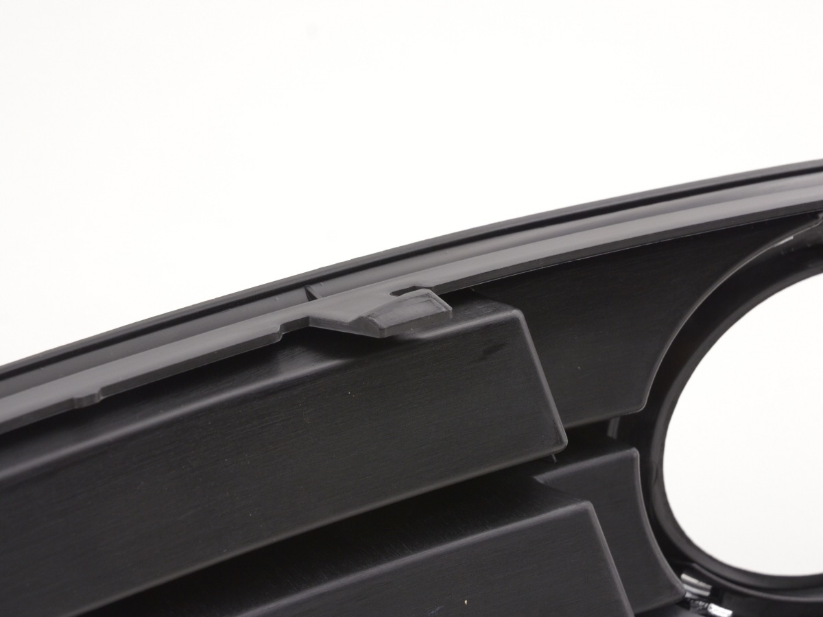 Verschleißteile Nebelscheinwerferblende rechts Audi A3 09-13 – Bild 7