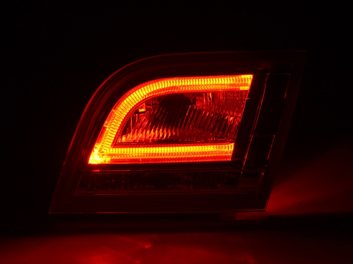Verschleißteile Rückleuchte LED rechts Audi A3 Sportback (8PA)  09-12 rot/klar