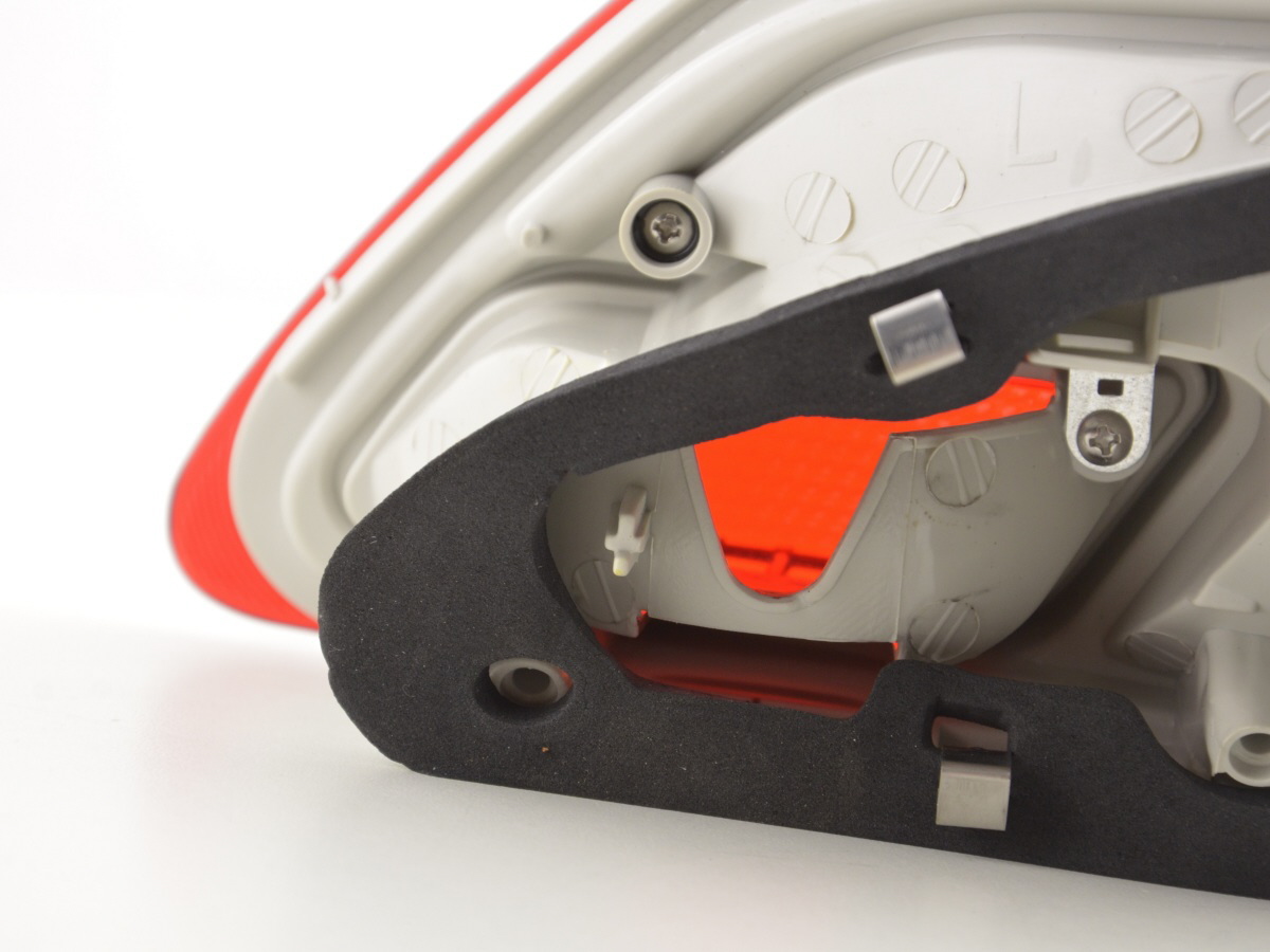 Verschleißteile Rückleuchte links Opel Astra J 5-türig 09-12 rot – Bild 7