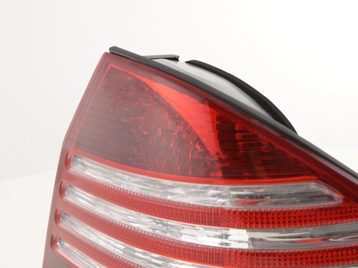 Verschleißteile Rückleuchte rechts Mercedes-Benz S-Klasse (220)  02-05