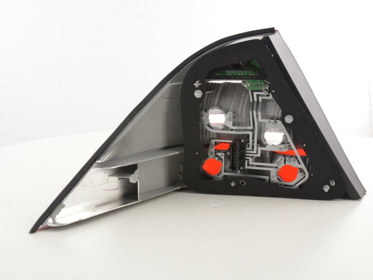 Verschleißteile Rückleuchte rechts Mercedes-Benz S-Klasse (220) 02-05 – Bild 4