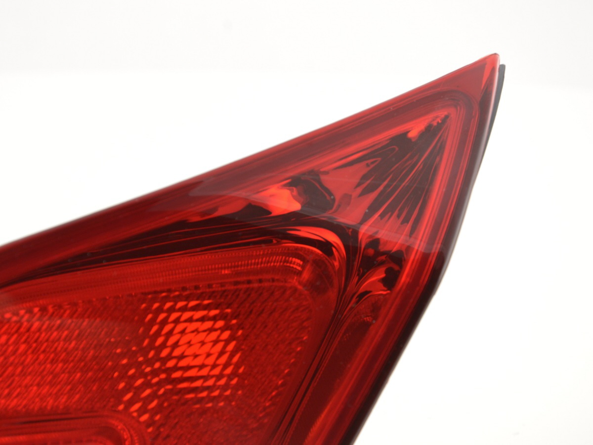 Verschleißteile Rückleuchte rechts Opel Astra J 5-türig  09-12 rot