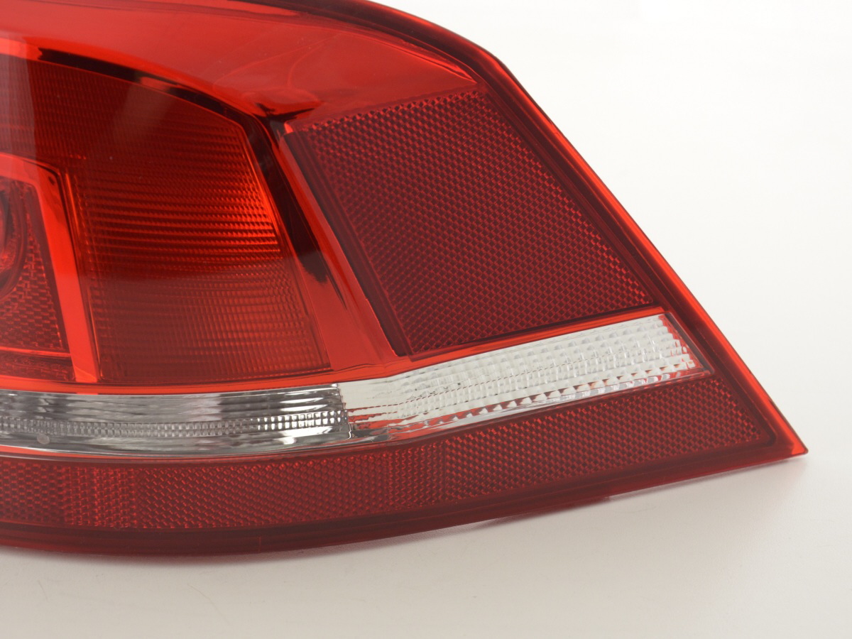Verschleißteile Rückleuchte rechts VW Passat 3C Limousine 2010- rot/klar – Bild 4