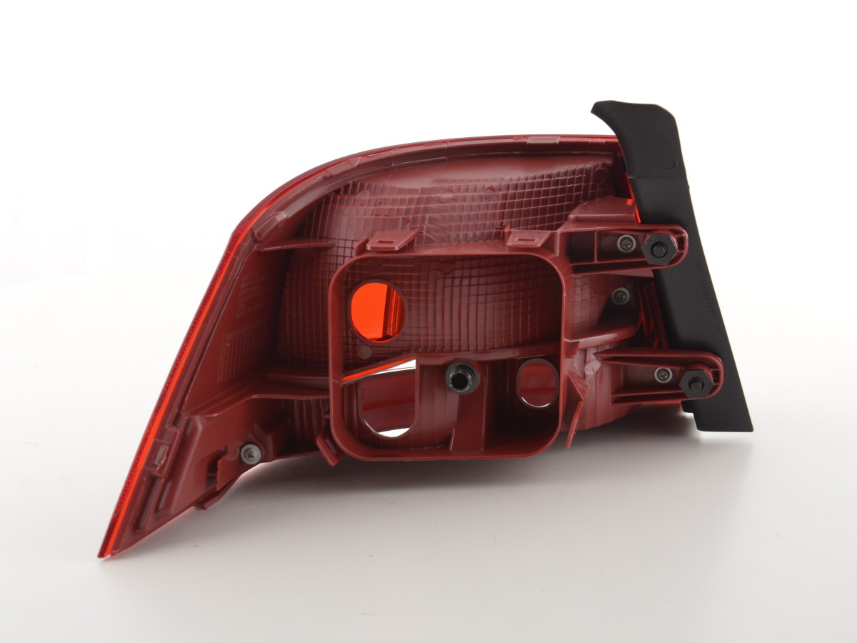 Verschleißteile Rückleuchte rechts VW Passat 3C Limousine 2010- rot/klar – Bild 5