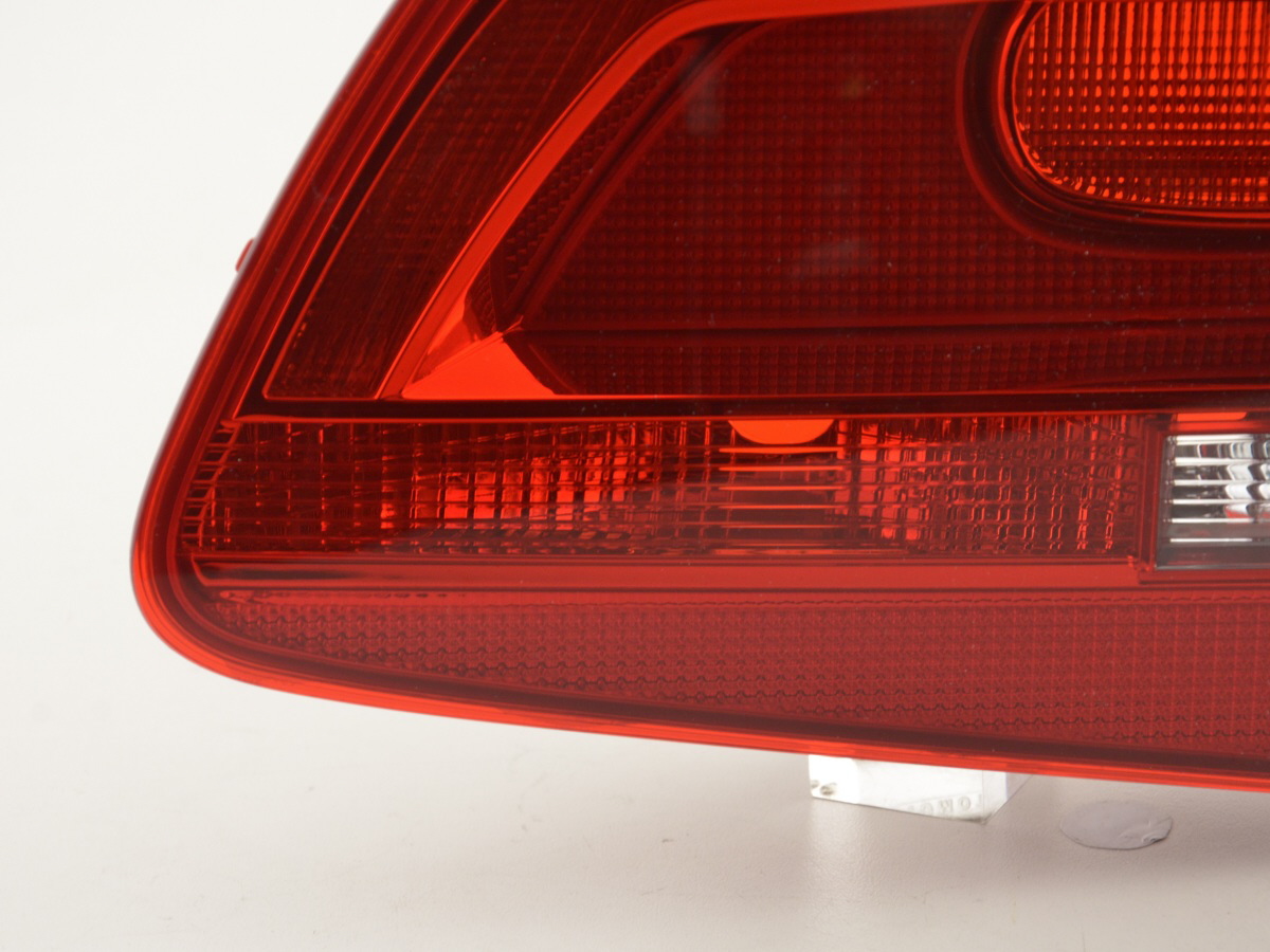Verschleißteile Rückleuchte rechts VW Touran (1T) 11-14 rot/klar – Bild 4