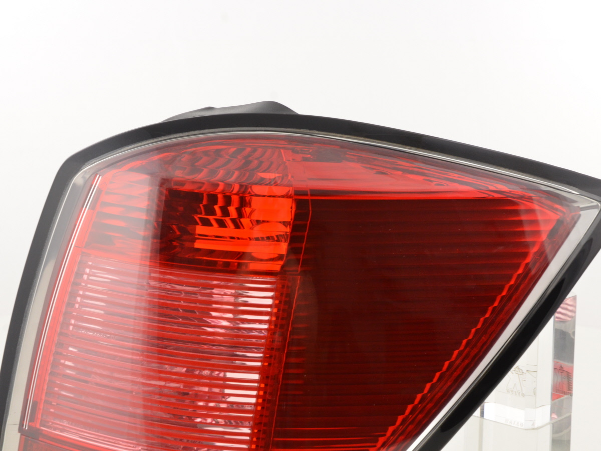 Verschleißteile Rückleuchte rechts Opel Astra H  04-07