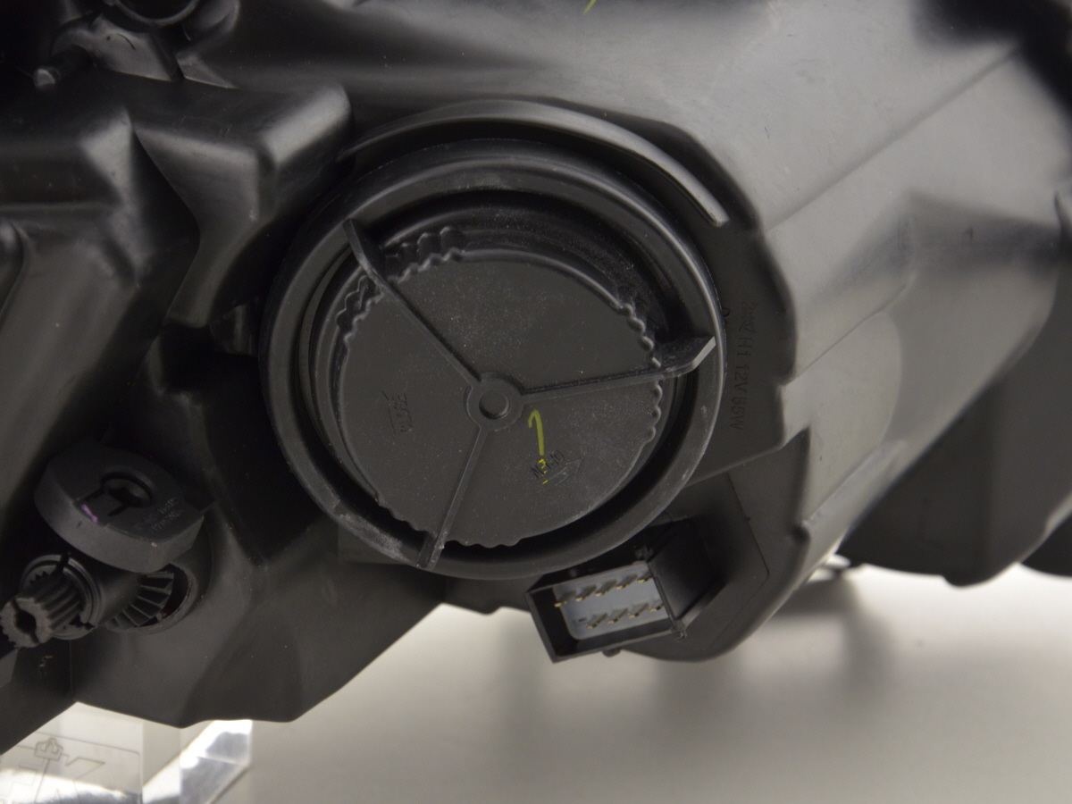 Verschleißteile Scheinwerfer links Opel Corsa D ab 2011 schwarz – Bild 7