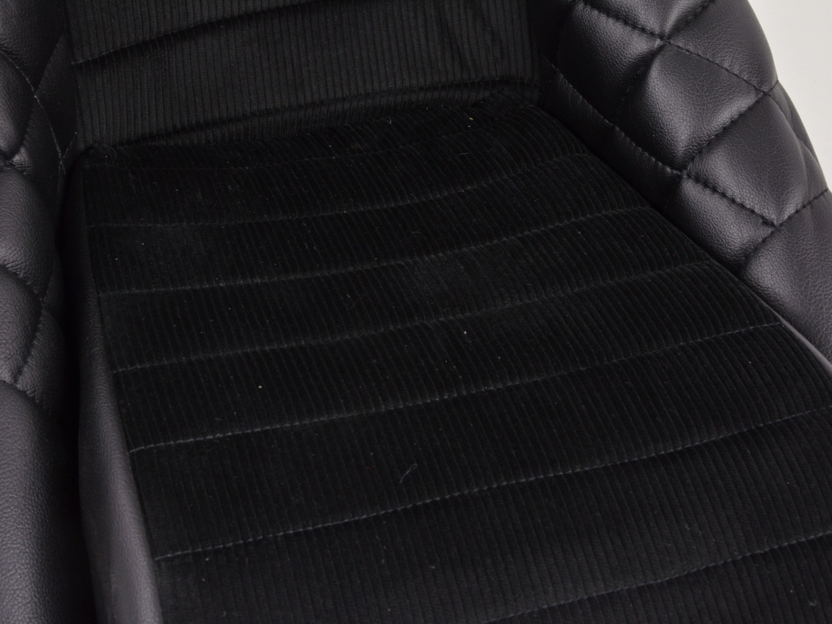 FK Oldtimersitze Auto Vollschalensitze Set Classic 3 Kunstleder schwarz mit Kopfstütze inkl. Laufschienen – Bild 4