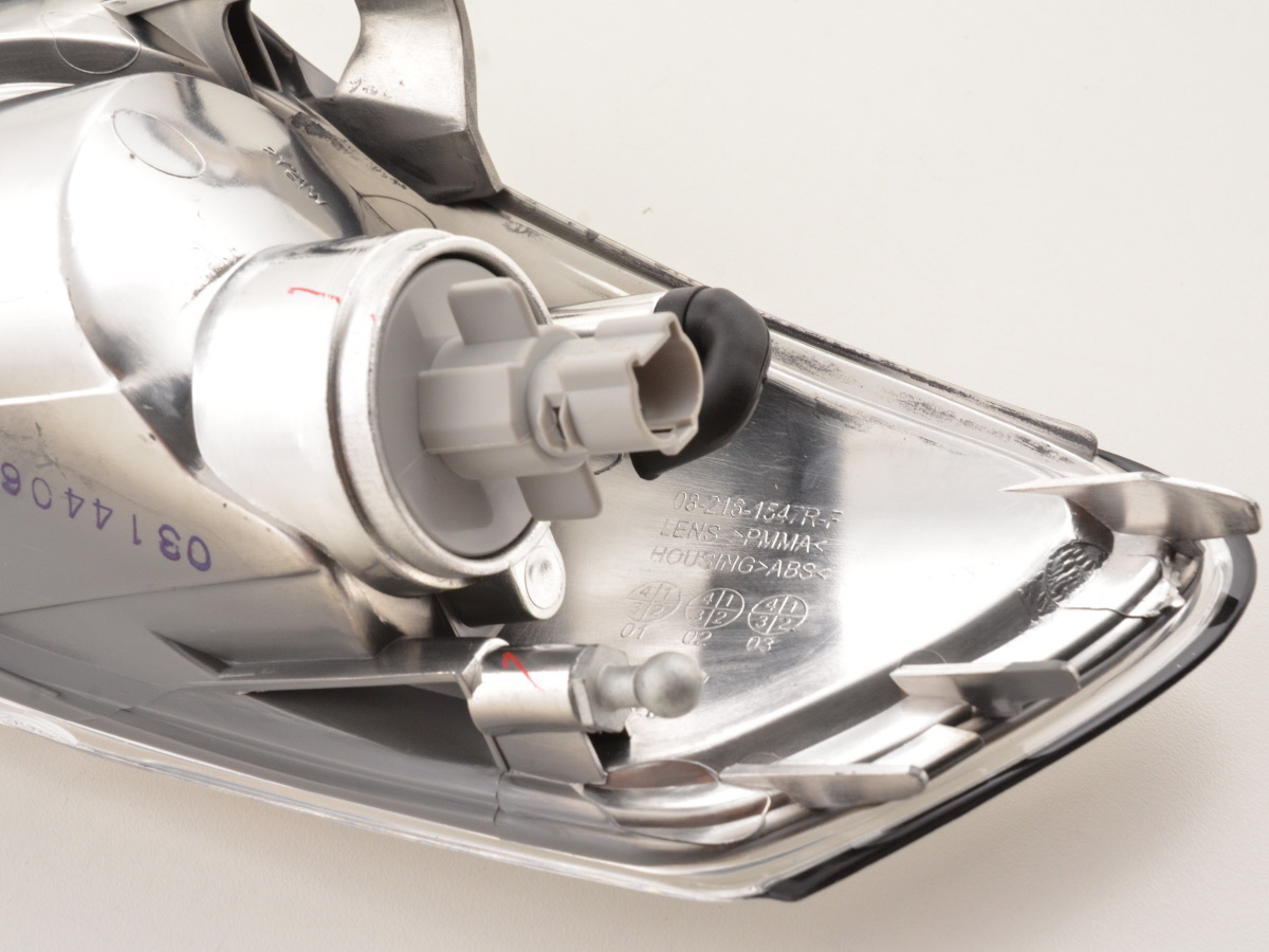 Verschleißteile Frontblinker rechts Mazda Capella 00 – Bild 6