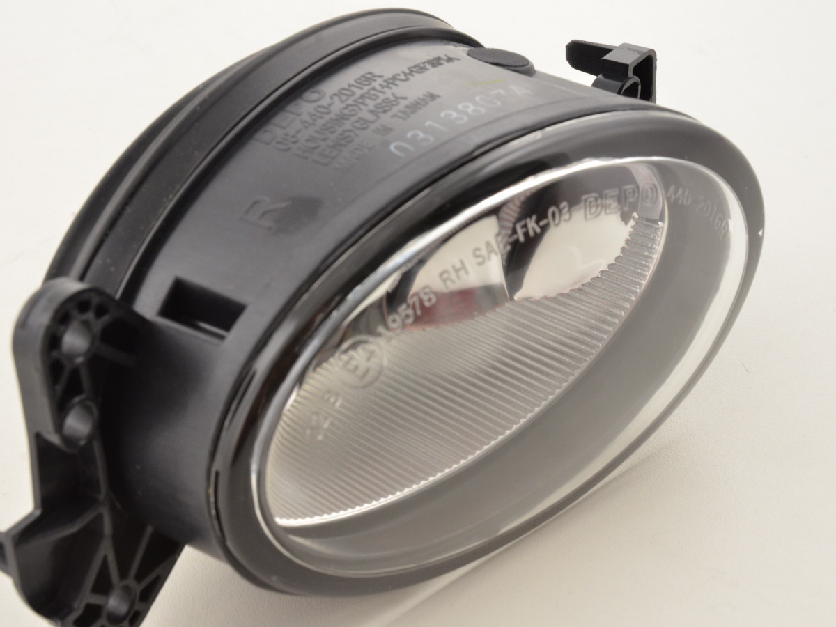 Verschleißteile Nebelscheinwerfer rechts Mercedes-Benz C-Klasse (204) – Bild 3