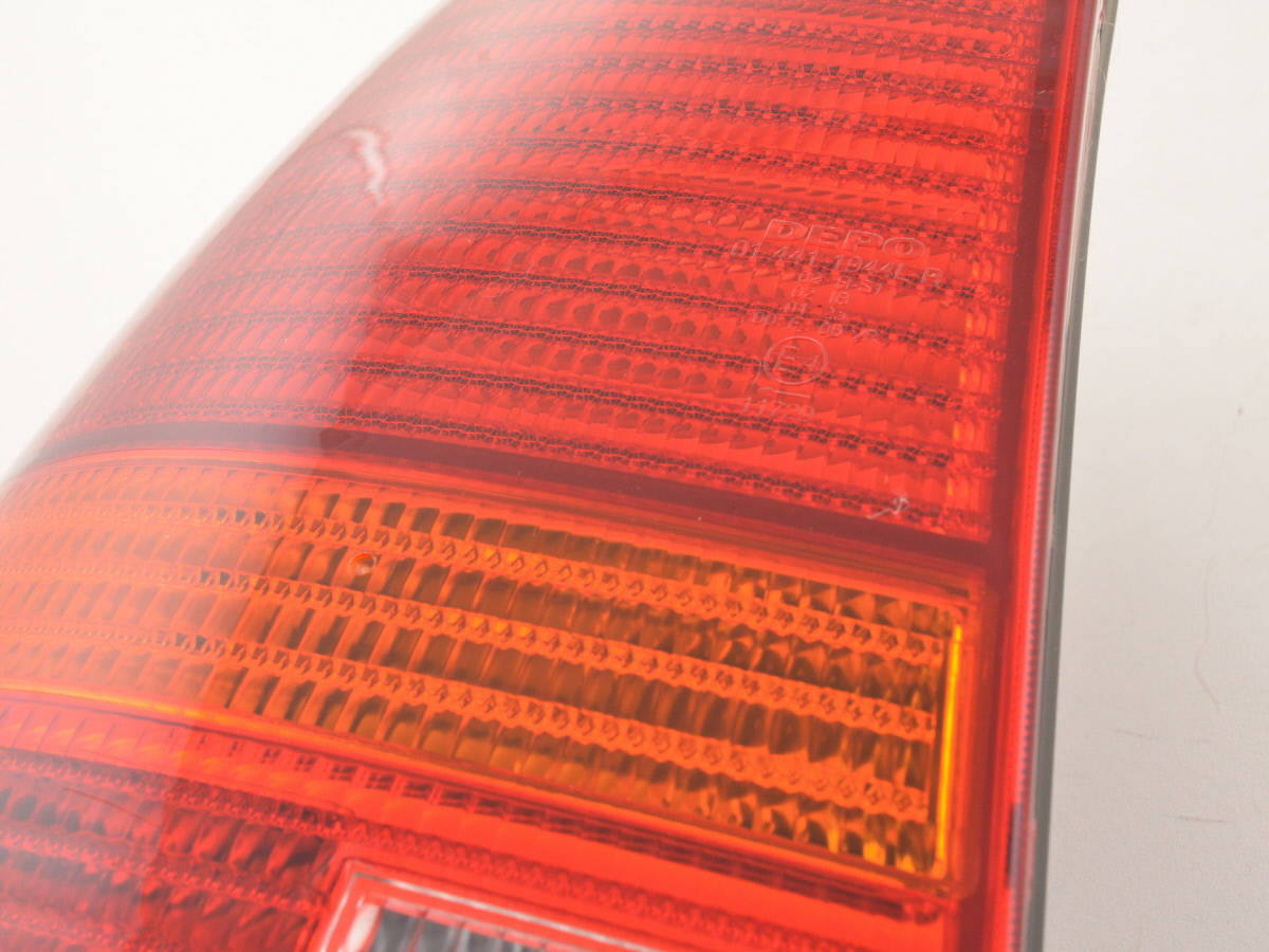 Verschleißteile Rückleuchte links VW Golf 4  98-02 – Bild 7
