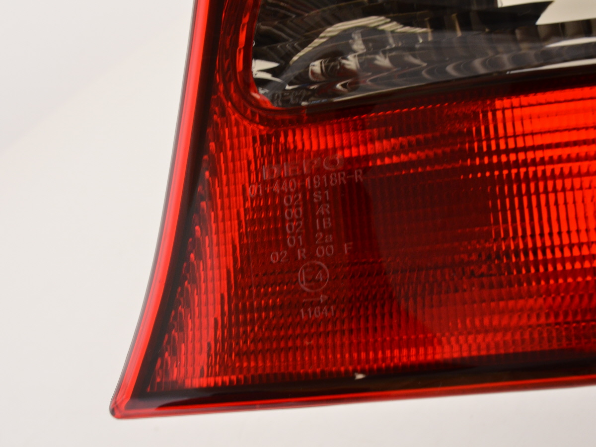 Verschleißteile Rückleuchte rechts Mercedes-Benz A-Klasse (168) 02 – Bild 7