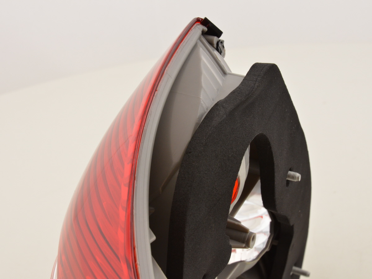 Verschleißteile Rückleuchte rechts Mercedes-Benz E-Klasse (211) 02-05 – Bild 6