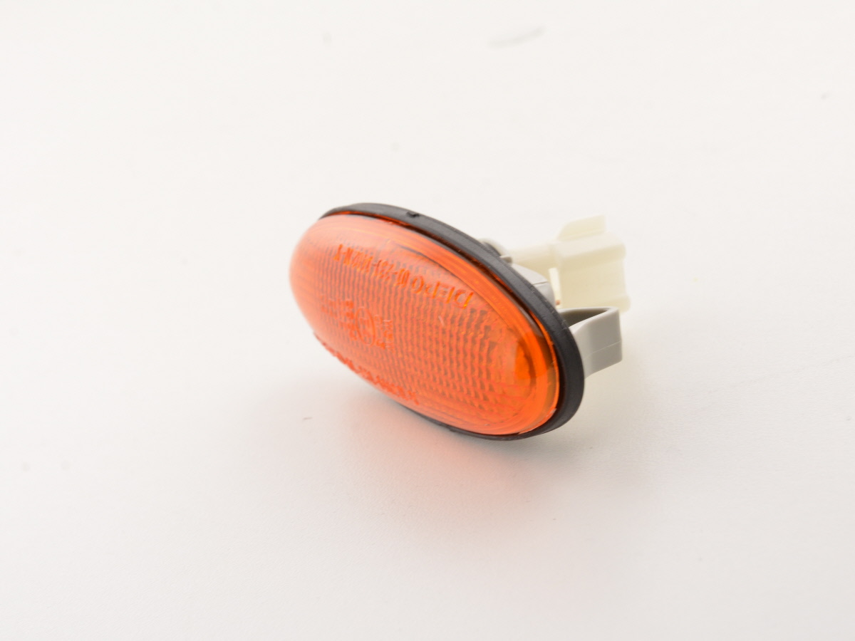 Verschleißteile Seitenblinker Mazda Tribute 01-03 – Bild 4